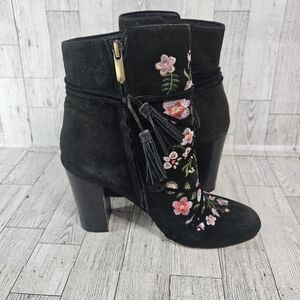 Sam Edelman Black Suede Embroidered Floral Winnie Block Heel Ankle Boots Sz 8.5